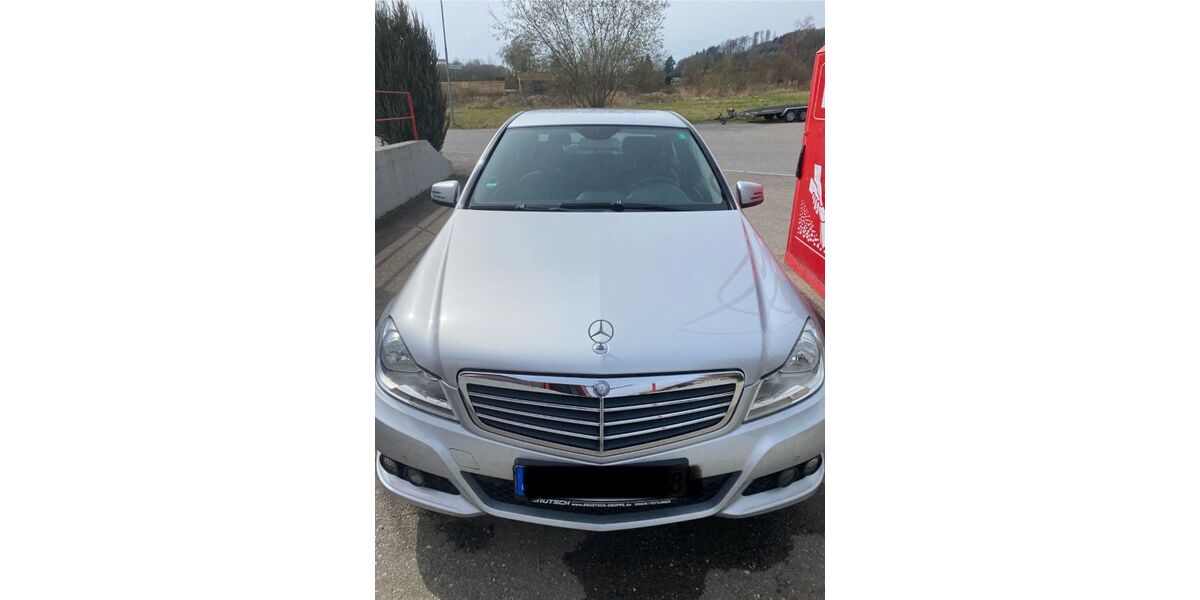Mercedes-Benz C 180 196.000 km 7.300 &euro; Owingen 88696