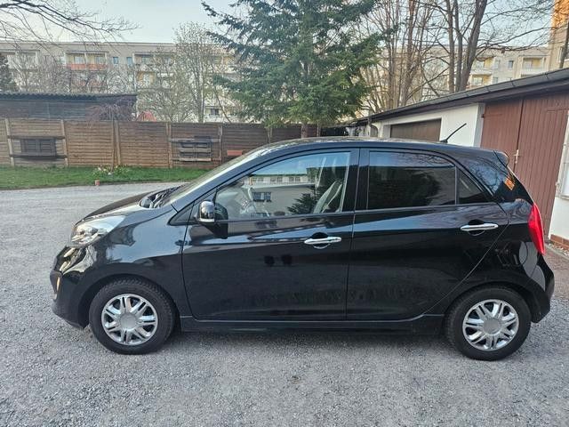 Kia Picanto 28.000 km 8.700 &euro; Cottbus 03046