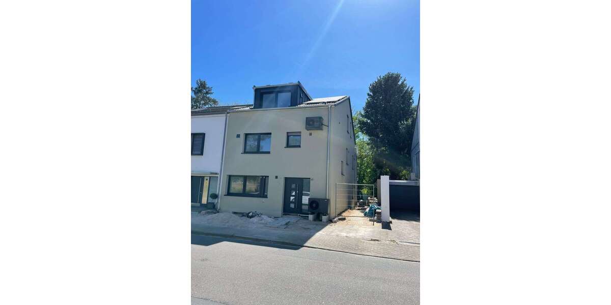 Etagenwohnung Sandhausen - 5.5 Zimmer, 160 m&sup2;, 2.460&euro; | Angebot:26177173