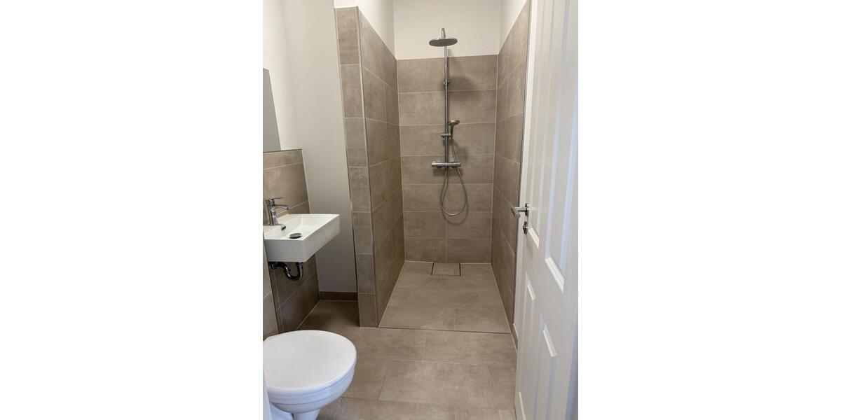 Viel Platz für die ganze Familie – Mehrgenerationenhaus mit Neben 11 zimmer