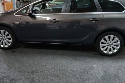 Opel Astra 115.200 km 8.880 &euro; Rüsselsheim 65428
