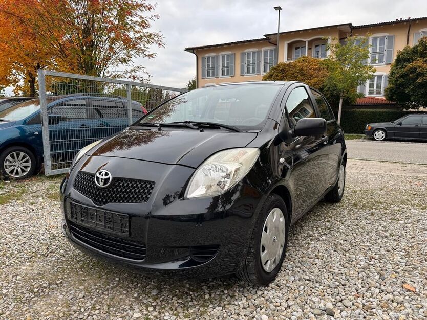 Toyota Yaris 135.100 km 2.990 € Fahrenzhausen 85777