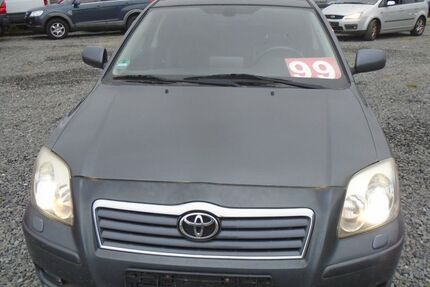 Toyota Avensis 215.000 km 1.450 &euro; Wildau 15745