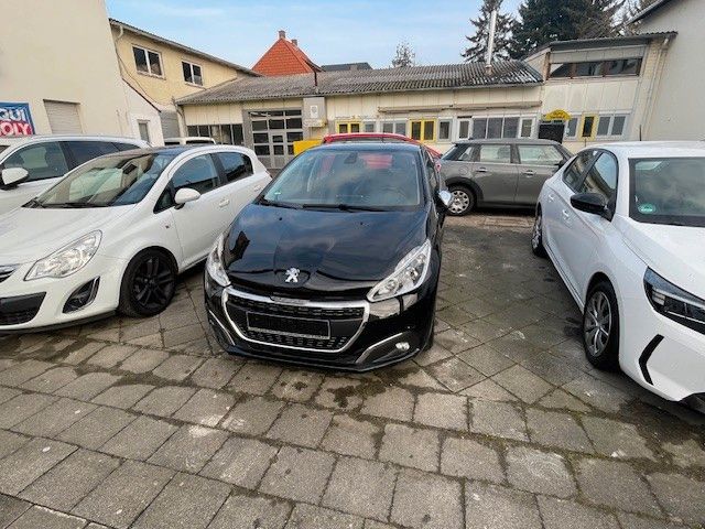 Peugeot 208 140.250 km 6.400 &euro; Lampertheim 68623