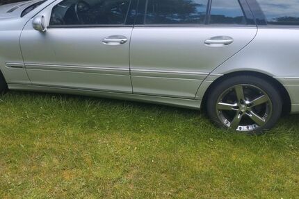 Mercedes-Benz 320 165.000 km 4.800 &euro; Sottrum 27367