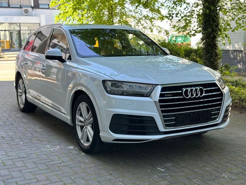 Q7