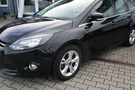 Ford Focus 148.435 km 6.975 &euro; Bautzen 02625