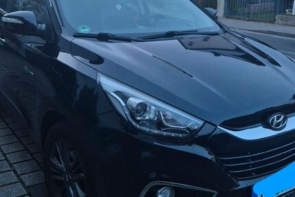 Hyundai ix35 140.000 km 9.500 &euro; Rüsselsheim 65428