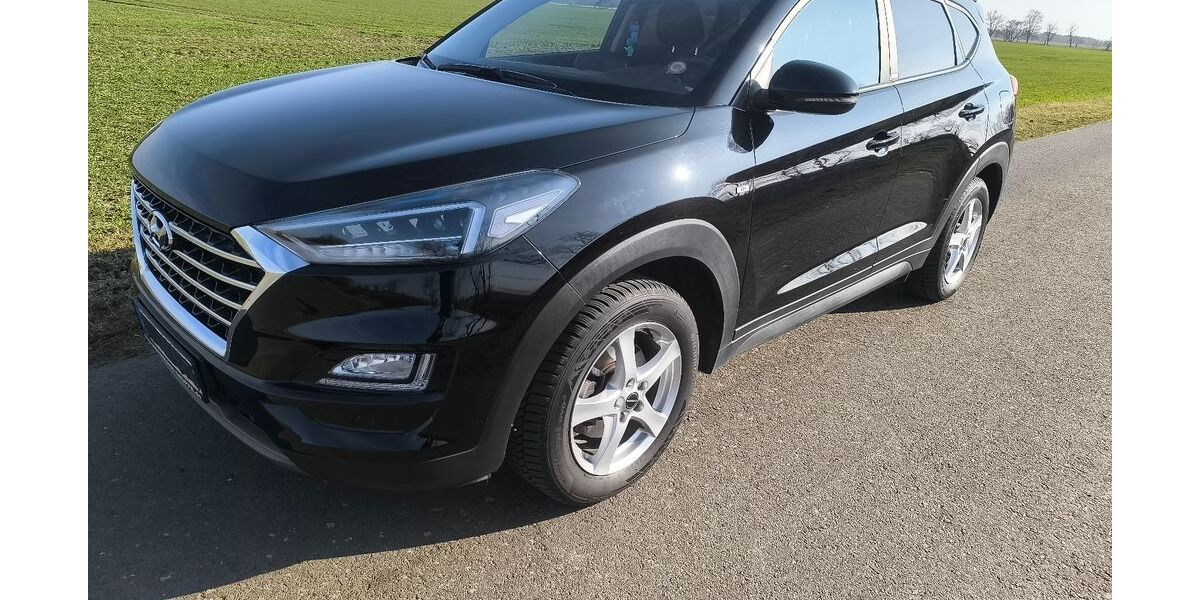 Hyundai TUCSON 68.000 km 19.500 &euro; Jessen 06917