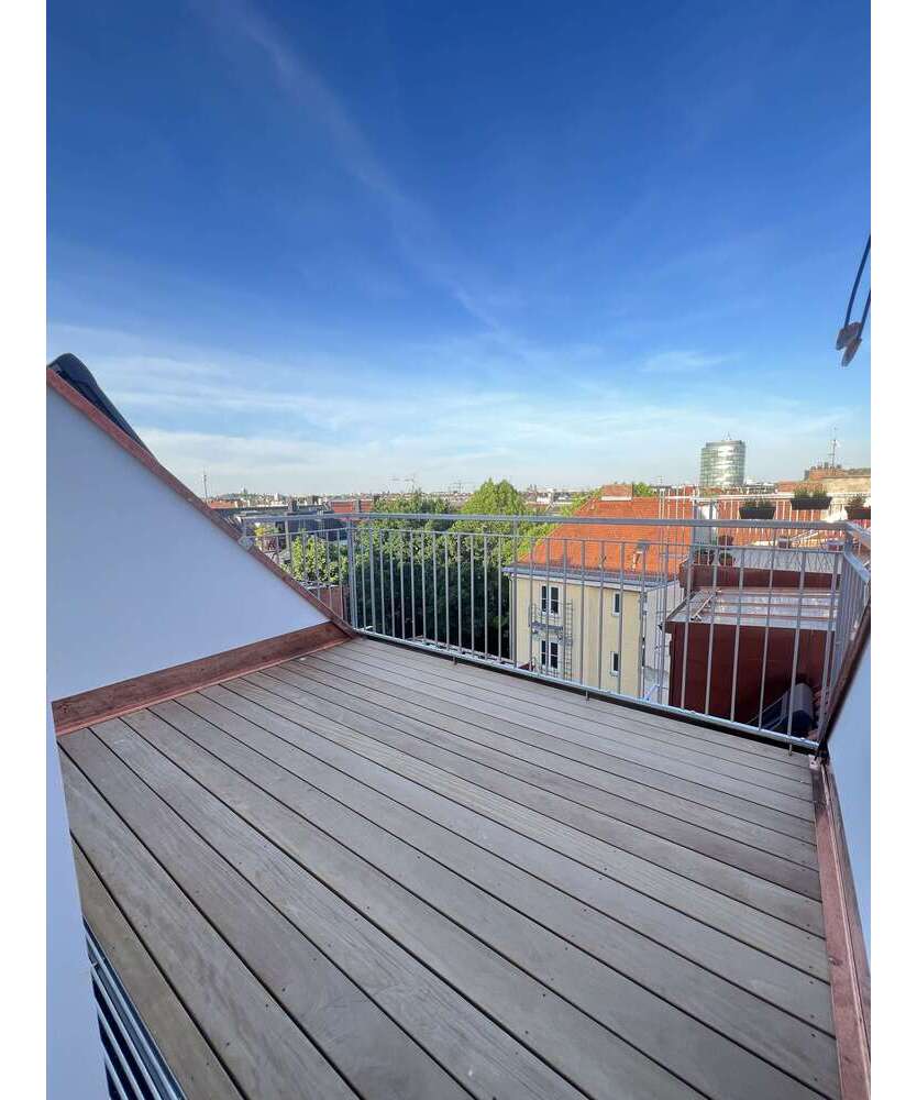 Wohnung zum Mieten in München 2.400 € 89 m²