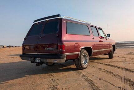 Chevrolet Suburban 51.200 km 18.900 &euro; Steinberg 24972