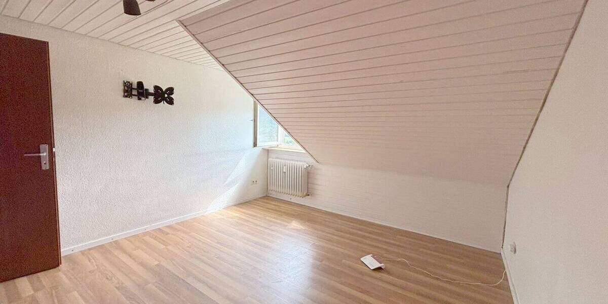 Reihenendhaus Wawern - 6 Zimmer, 160 m&sup2;, 1.180&euro; | Angebot:26713048