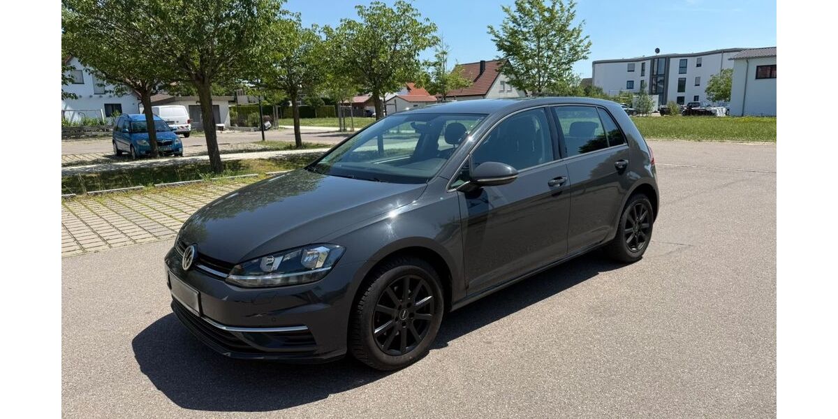 VW Golf 89.350 km 14.100 &euro; Oberopfingen 88457