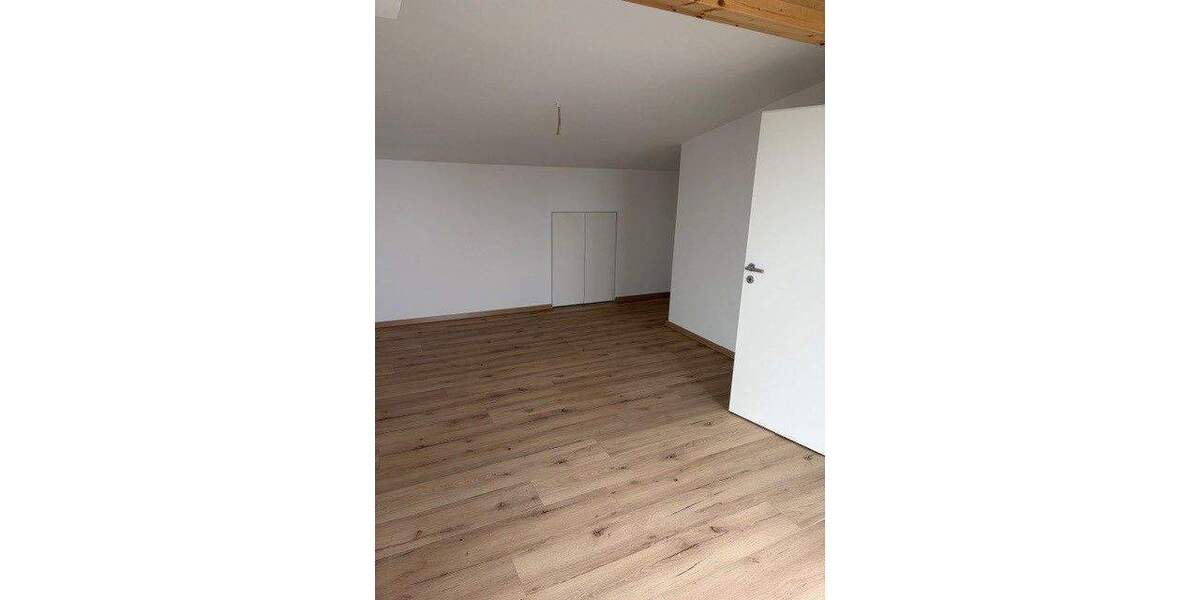 Doppelhaushälfte Biblis - 4 Zimmer, 116 m&sup2;, 1.624&euro; | Angebot:24971689