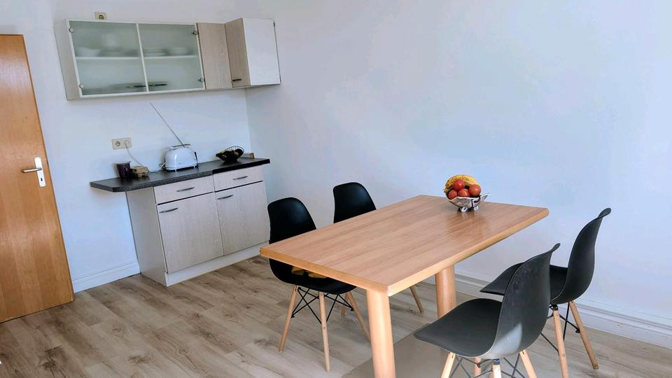Etagenwohnung Pasewalk - 1 Zimmer, 15 m&sup2;, 250&euro; | Angebot:26069181