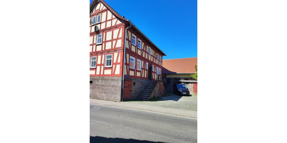 Einfamilienhaus Homberg (Ohm) - 8 Zimmer, 155 m&sup2;, 1.240&euro; | Angebot:26339629