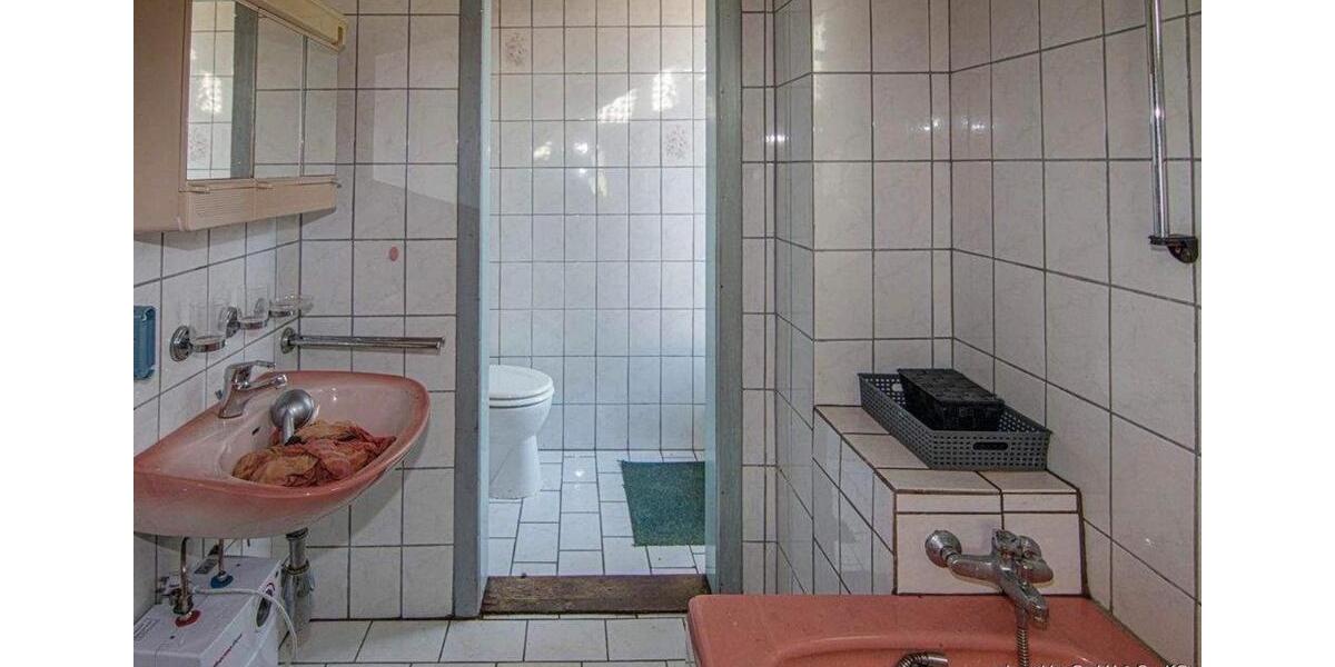 Einfamilienhaus Nordhalben - 8 Zimmer, 200 m&sup2;, 1.300&euro; | Angebot:26480770