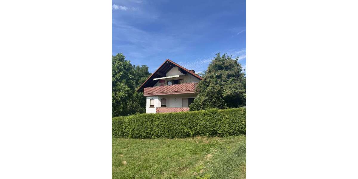 Etagenwohnung Büdingen Eckartshausen Eckartshausen - 3.5 Zimmer, 140 m&sup2;, 1.600&euro; | Angebot:25385642