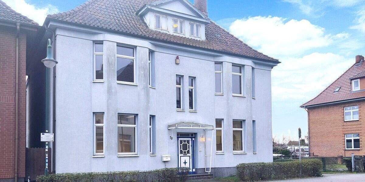 Mehrfamilienhaus, Wohnhaus Hagenow - 9 Zimmer, 260 m&sup2;, 265.000&euro; | Angebot:25674811