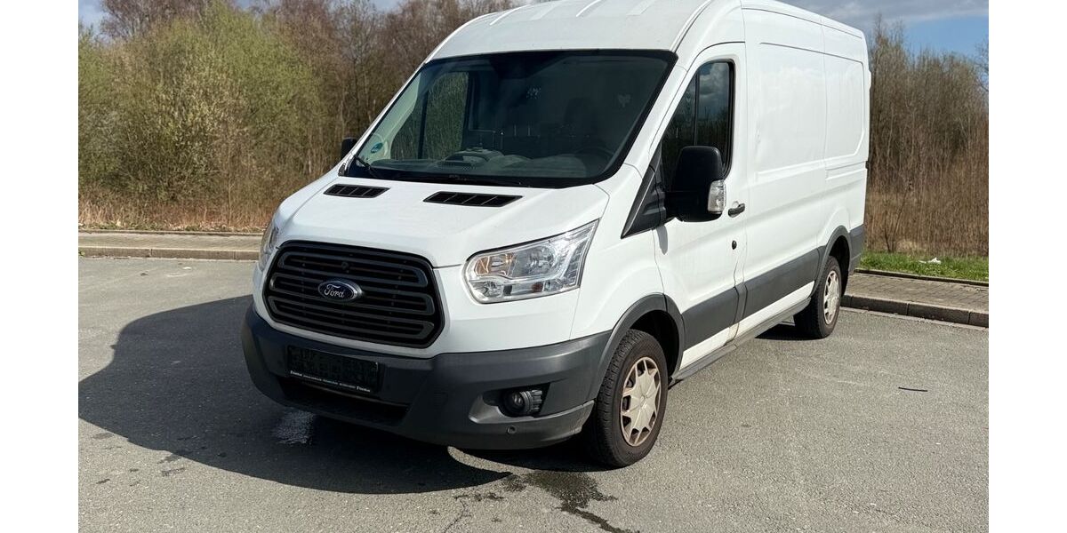 Ford Transit 181.000 km 9.200 &euro; Essen 45144