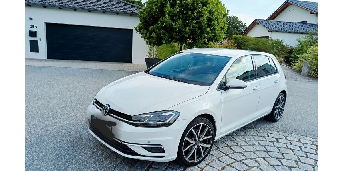 VW Golf 46.500 km 13.500 &euro; Deggendorf 94469