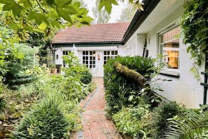 Haus Wächtersbach - 8 Zimmer, 270 m&sup2;, 690.000&euro; | Angebot:26648989