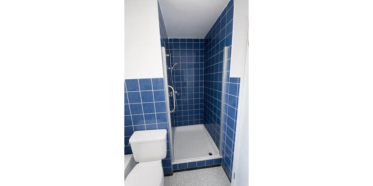 Etagenwohnung Adendorf - 4 Zimmer, 200 m&sup2;, 450&euro; | Angebot:25992652