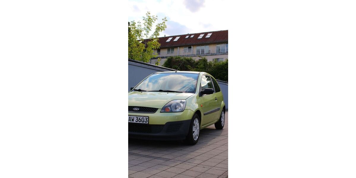 Ford Fiesta 100.000 km 1.700 &euro; Berlin 13357