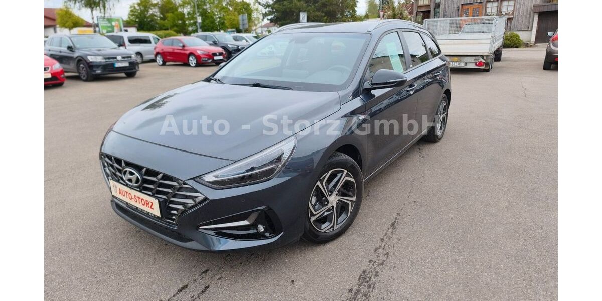 Hyundai i30 65.200 km 17.490 &euro; Dunningen 78655
