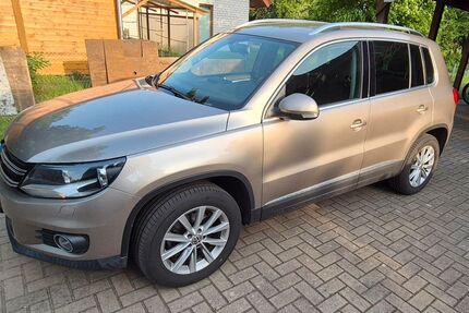 VW Tiguan 156.624 km 8.900 &euro; Petershagen 32469