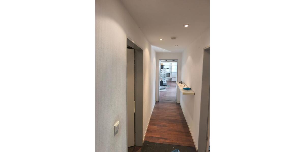 Dachgeschoßwohnung Bottrop - 3 Zimmer, 70 m&sup2;, 525&euro; | Angebot:25341187