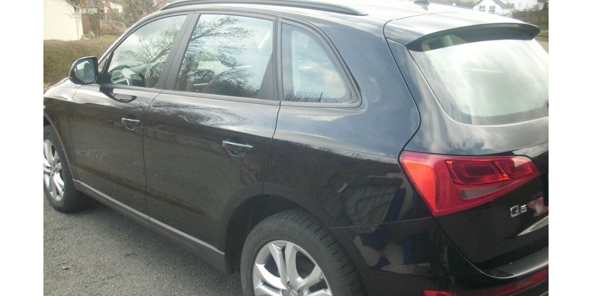 Audi Q5 184.000 km 9.850 &euro; Frankenberg / Eder 35066