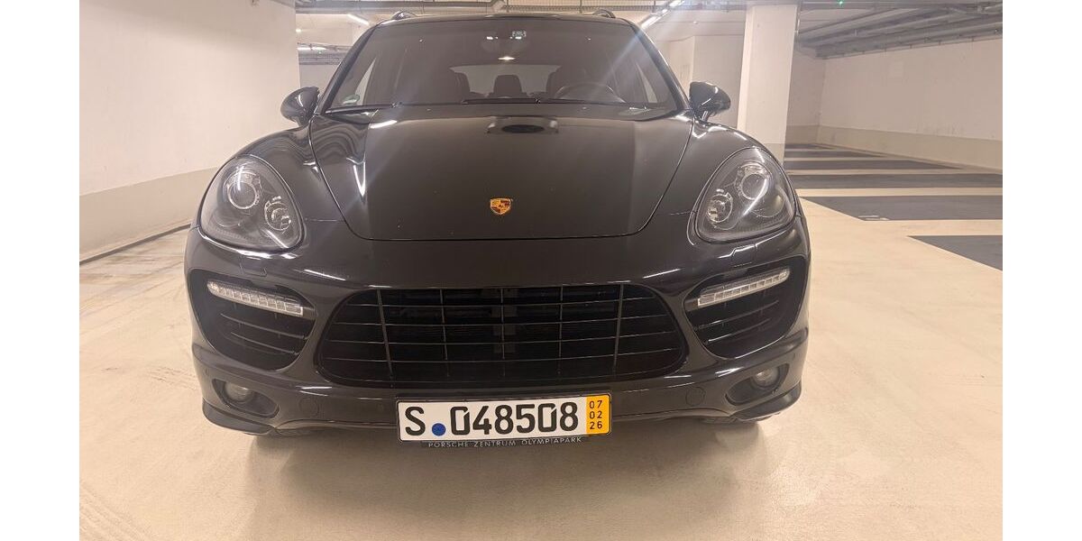 Porsche Cayenne 169.500 km 27.999 &euro; Stuttgart 70199