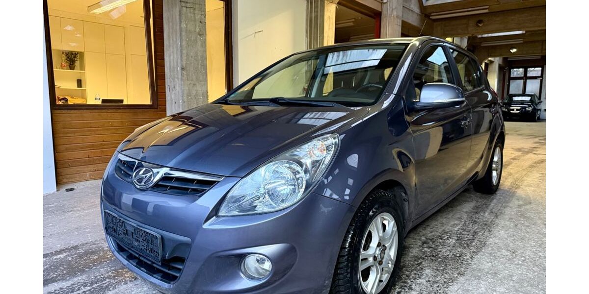 Hyundai i20 115.000 km 4.990 &euro; Konz 54329