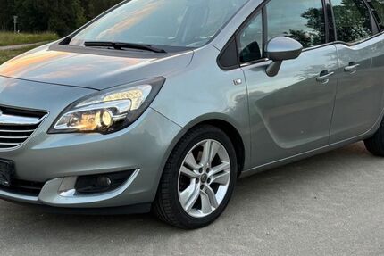 Opel Meriva 110.000 km 7.999 &euro; Marktredwitz 95615