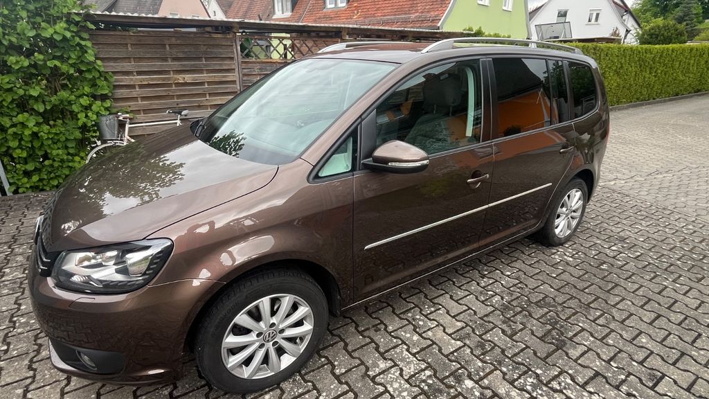 VW Touran 132.700 km 9.750 &euro; Herzogenaurach 91074