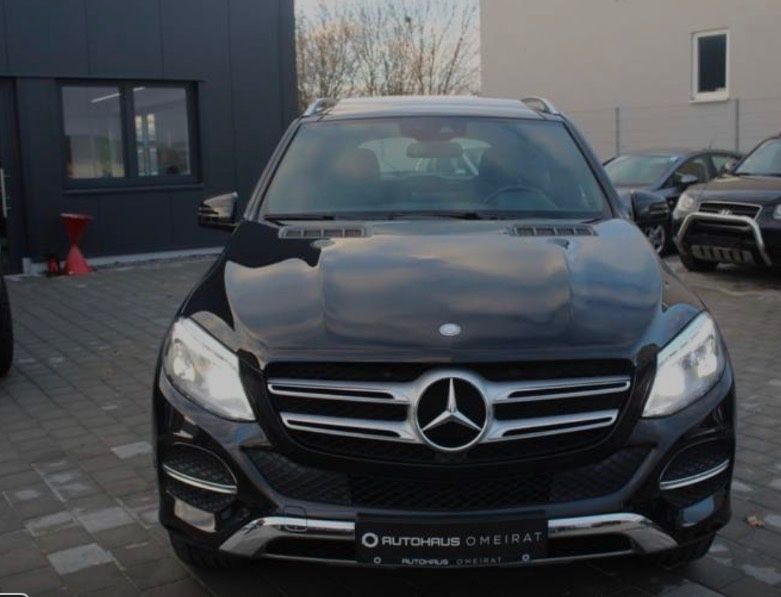 Mercedes-Benz GLE 400 83.000 km 29.900 &euro; Frickenhausen 72636