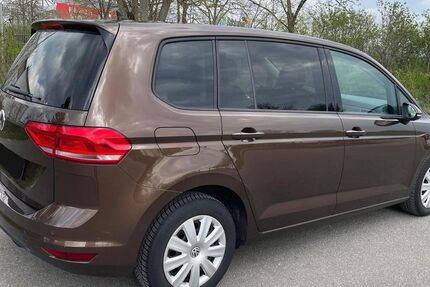 VW Touran 131.800 km 13.800 &euro; Mannheim 68309