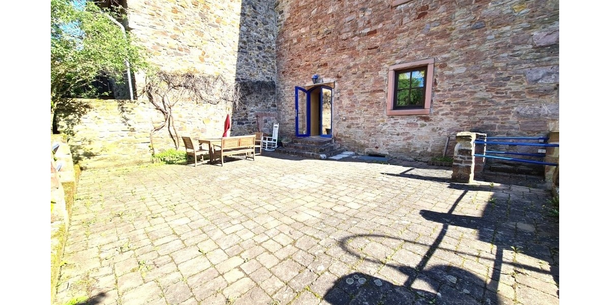 Zur Vermietung: Historisches Wohnen neu definiert – liebevoll saniertes Haus mit 180 m² in Altenglan - Reihenmittelhaus Altenglan | Angebot:26366100
