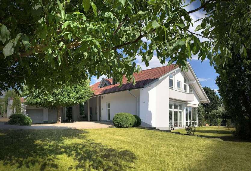 Haus zum Kaufen in Bad Kissingen 1.400.000 € 390 m²