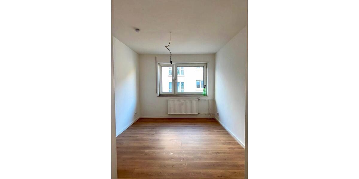 Etagenwohnung Ludwigshafen am Rhein Parkinsel - 3 Zimmer, 64 m&sup2;, 900&euro; | Angebot:25989176