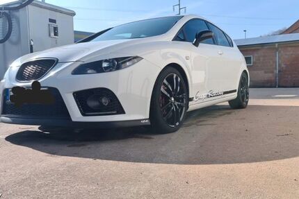 Seat Leon 123.000 km 7.600 &euro; Hohenroda 36284