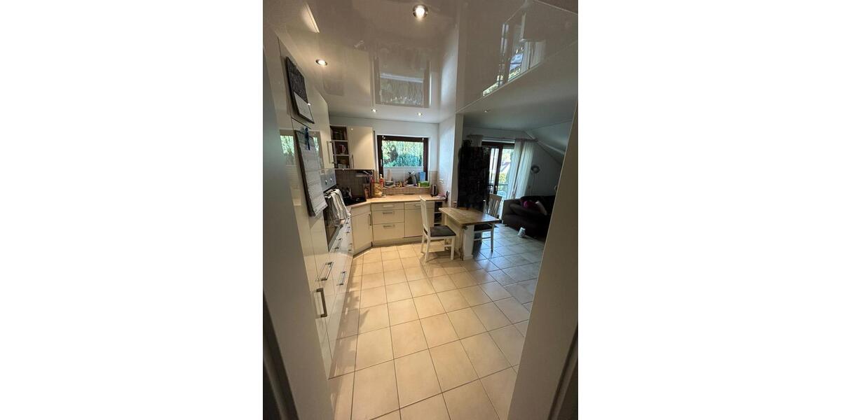 Dachgeschoßwohnung Erbach - 4 Zimmer, 100 m&sup2;, 290.000&euro; | Angebot:26953455