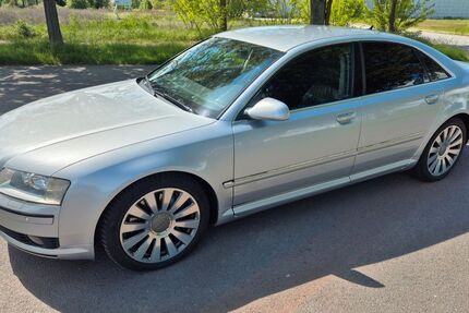 Audi A8 221.000 km 5.250 &euro; Hohenwarsleben 39326