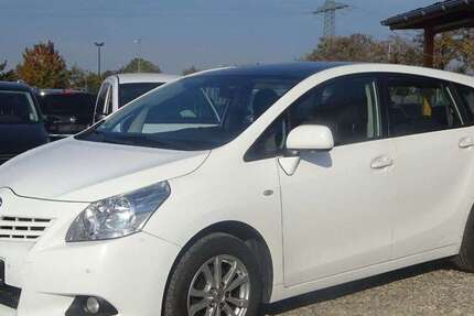 Toyota Verso 177.331 km 5.700 &euro; Dresden 01219
