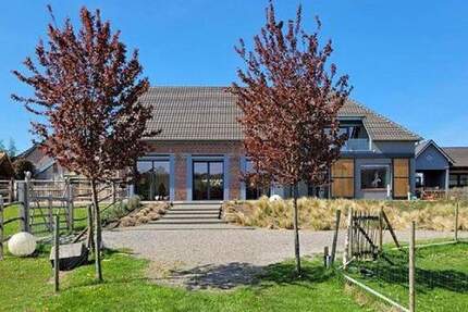 Haus Niederkrüchten Laar - 8 Zimmer, 450 m&sup2;, 1.995.000&euro; | Angebot:24748886