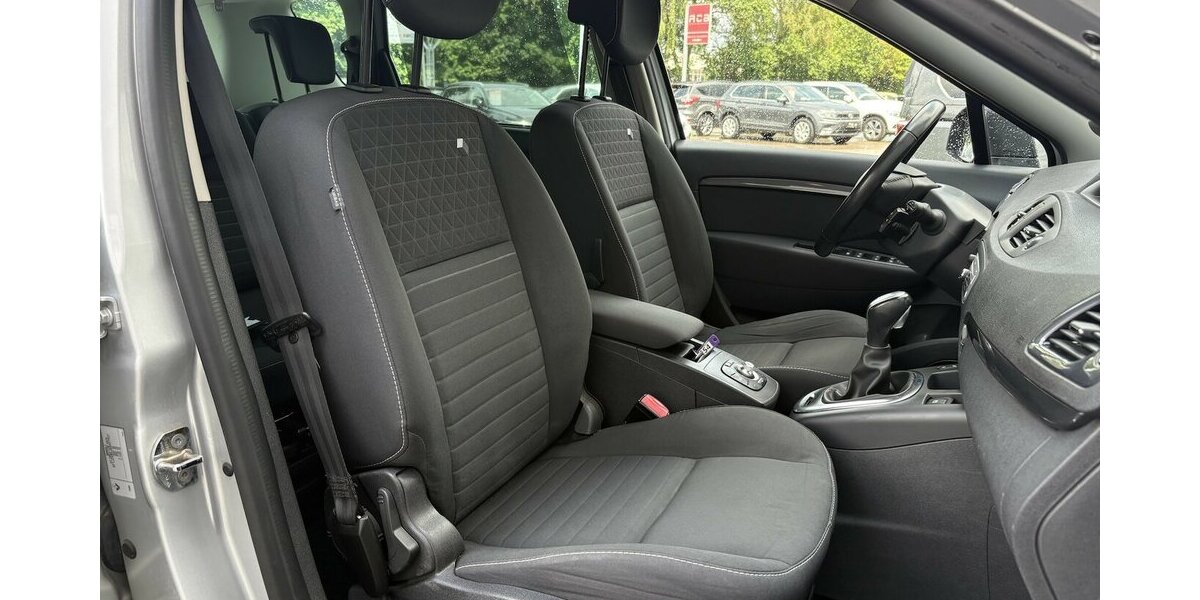 Renault Scenic III 1.5 D Limited SITZHEIZUNG/KLIMAx2/PDC 115.000 km 8.900 &euro; Villingen-Schwenningen 78054