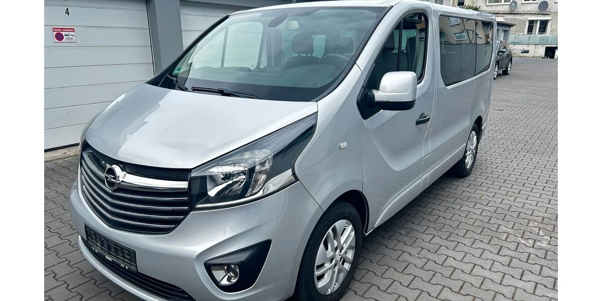 Opel Vivaro 138.691 km 13.900 &euro; Duisburg 47058