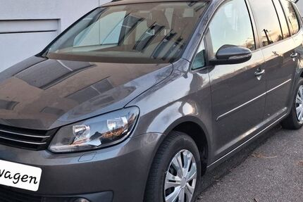 VW Touran 186.000 km 5.000 &euro; Unterreichenbach 75399