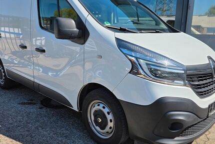 Renault Trafic 227.703 km 7.990 &euro; Essen 45279